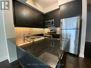 8110-8110 Birchmount Rd in Markham, ON - Building Photo - Building Photo