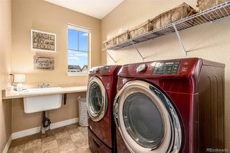 4353 Manorbrier Cir in Castle Rock, CO - Foto de edificio - Building Photo