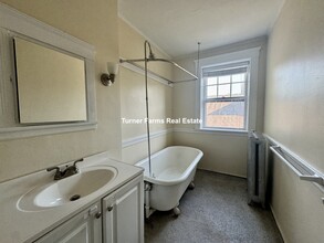 20 Fairfield St, Unit 6 in Cambridge, MA - Building Photo - Building Photo