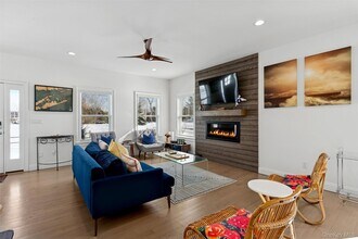 1510 Maple Ln in Greenport, NY - Building Photo - Building Photo