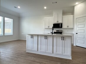 522 N Goose Xing in Farmington, AR - Foto de edificio - Building Photo