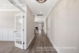 2860 Wagner Wy in Mount Pleasant, SC - Building Photo - Building Photo