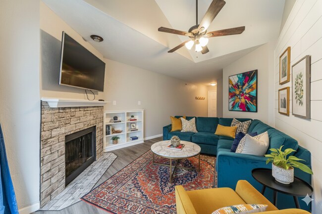 property at 3033 San Jacinto St