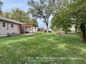 442 Circle Dr in Liberty, MO - Building Photo - Building Photo