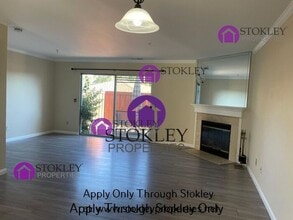 5003 Hiller Ln in Martinez, CA - Building Photo - Building Photo