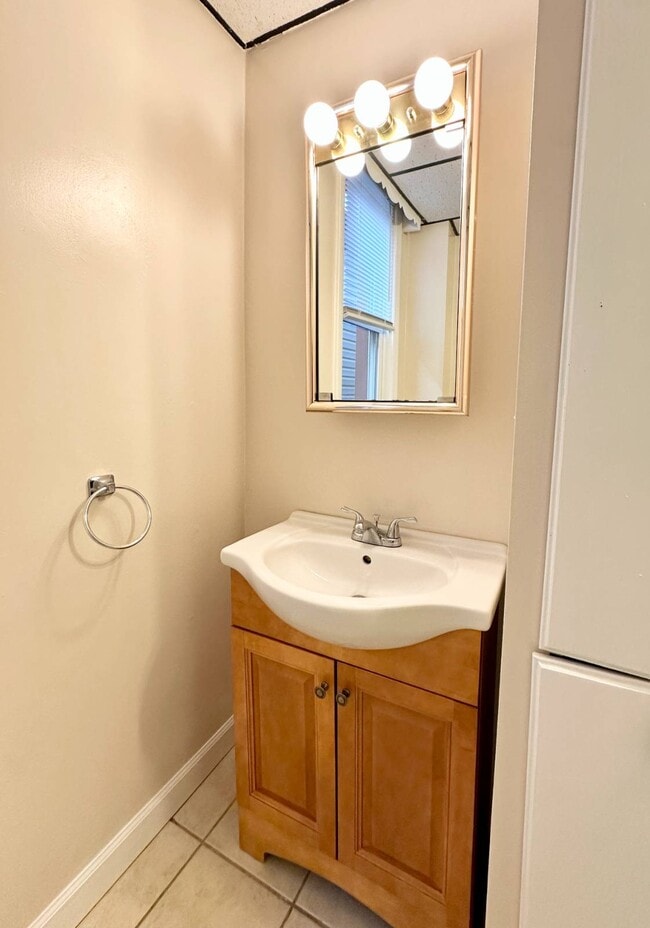 1805 4th Ave in Watervliet, NY - Building Photo - Building Photo