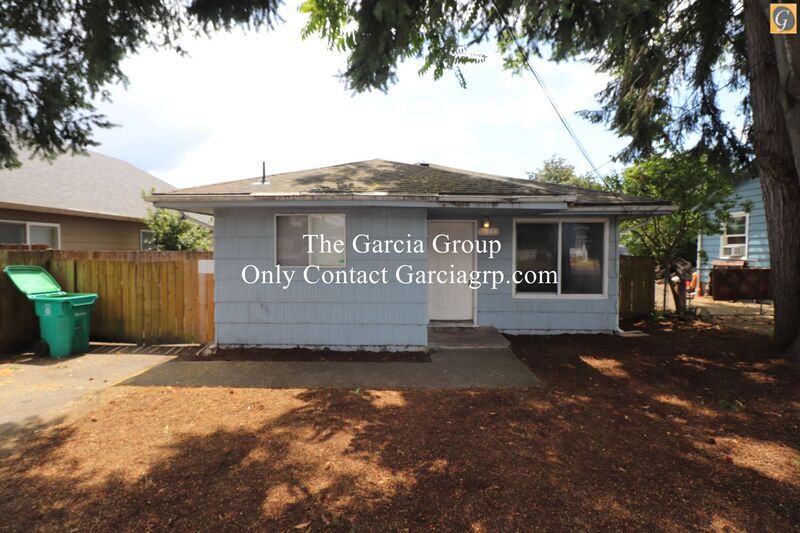 7044 SE Harney St in Portland, OR - Building Photo