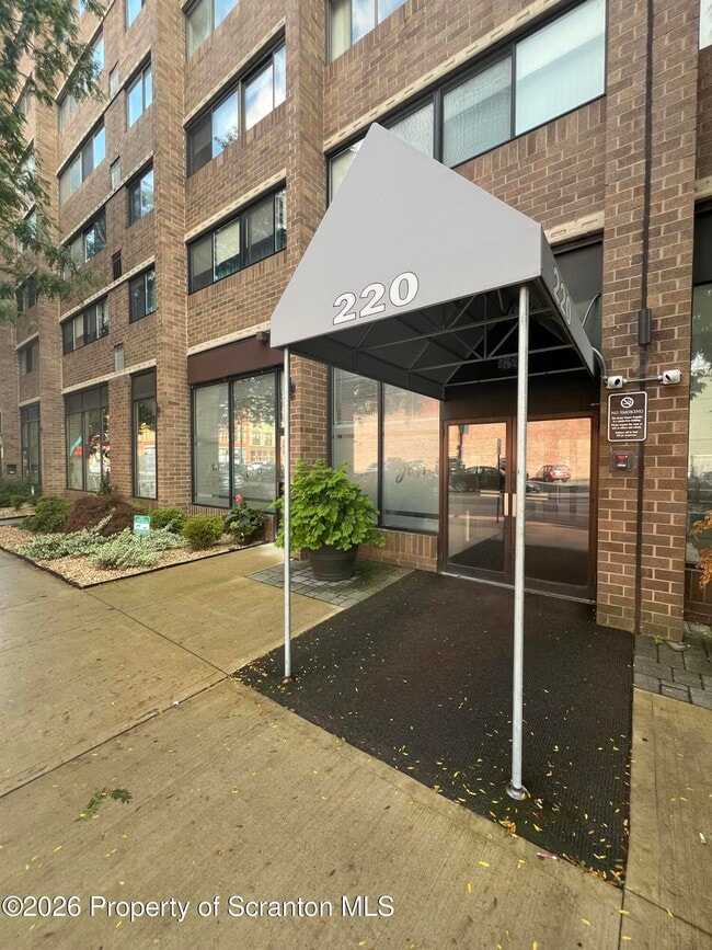 property at 220 Linden St