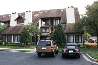 1611 Airy Hill Ct in Crofton, MD - Building Photo - Building Photo