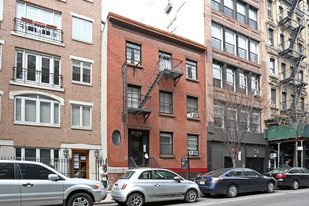 138 Sullivan St in New York, NY - Building Photo