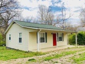 3109 Joyce Ave in Knoxville, TN - Building Photo