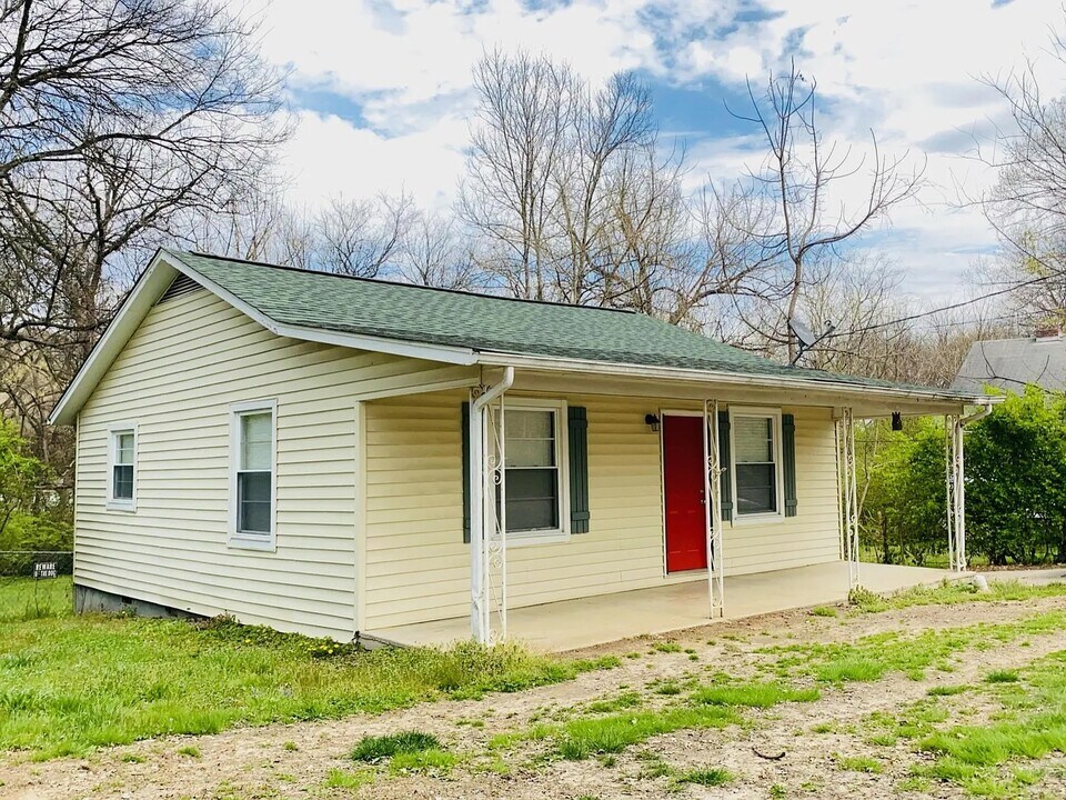 3109 Joyce Ave in Knoxville, TN - Building Photo