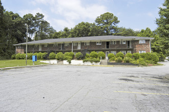 Marketplace Apartments in Forest Park, GA - Building Photo - Building Photo