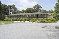 Marketplace Apartments in Forest Park, GA - Building Photo - Building Photo