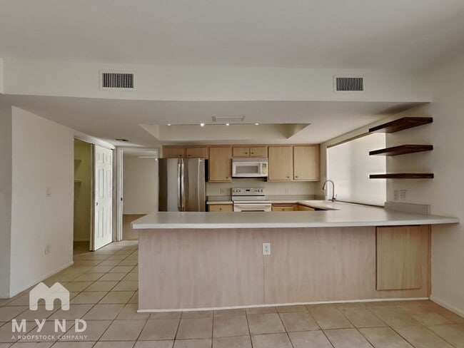 8176 E Del Cuarzo Dr in Scottsdale, AZ - Foto de edificio - Building Photo