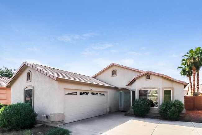 property at 4019 E Chambers St