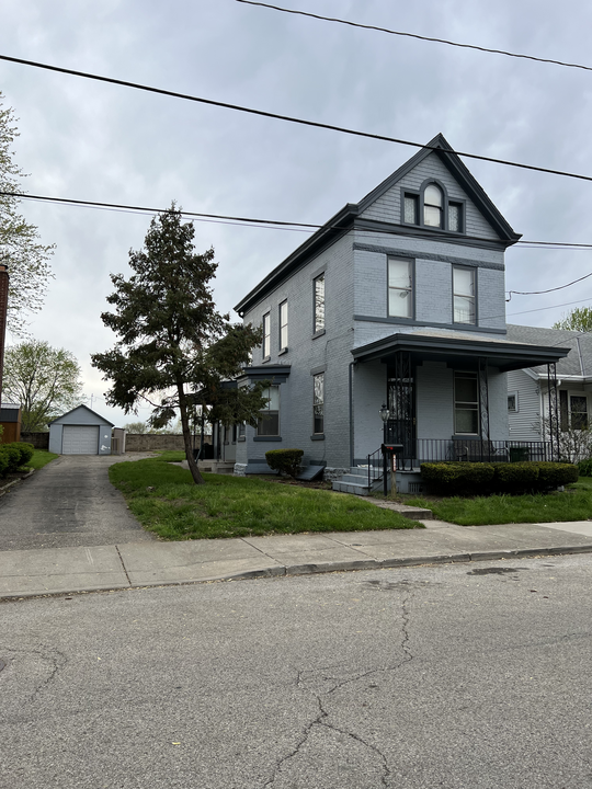 4531 Lawrence St in Cincinnati, OH - Foto de edificio