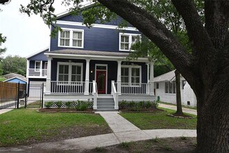 715 Ralfallen St in Houston, TX - Building Photo - Building Photo