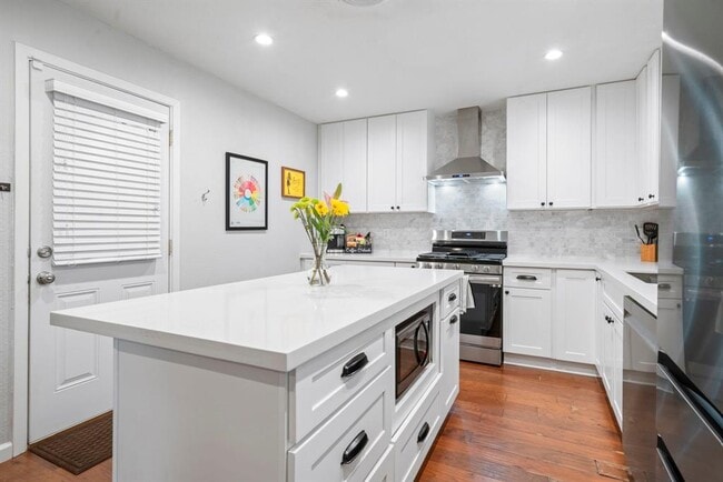 2407 Willowby Dr in Houston, TX - Building Photo - Building Photo