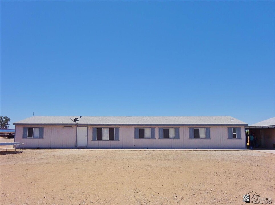 13781 S Ave 6 1/4 E in Yuma, AZ - Building Photo