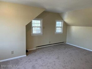 52 Cherry Ave-Unit -2 in Delmar, NY - Building Photo - Building Photo