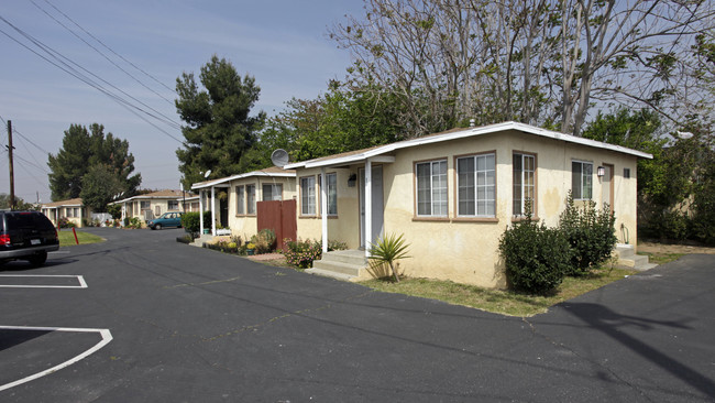 9192 Citrus Ave in Fontana, CA - Building Photo - Building Photo