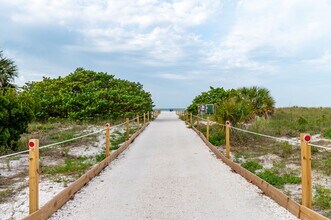 680 71st Ave N in St. Petersburg, FL - Building Photo - Building Photo