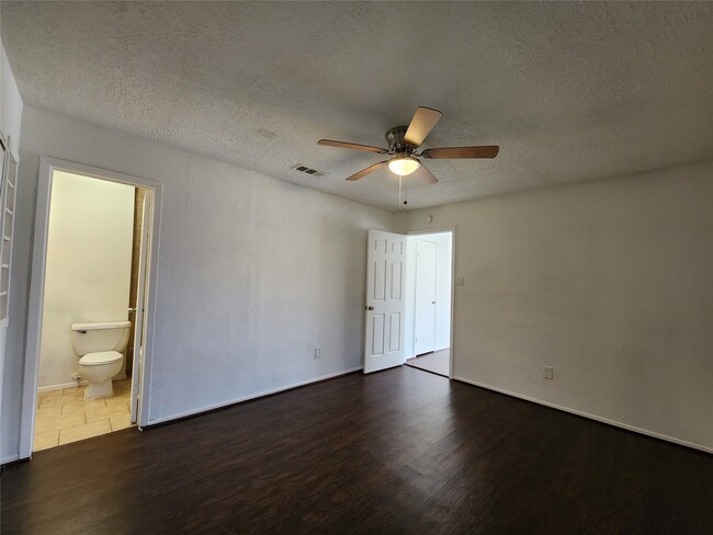 2446 Autumn Springs Ln in Spring, TX - Building Photo - Building Photo