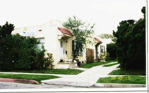 3803 E 14th St in Long Beach, CA - Building Photo - Building Photo