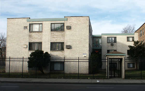 146 N Central Ave in Chicago, IL - Foto de edificio - Building Photo