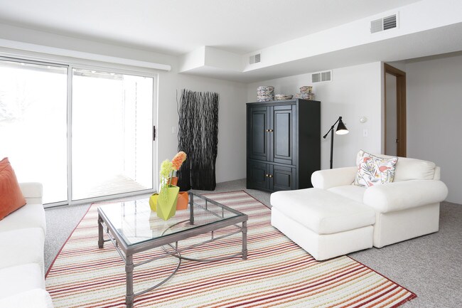 Churchill Place Apartments in Comstock Park, MI - Building Photo - Interior Photo