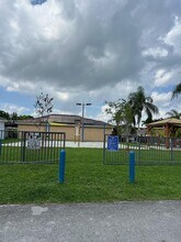 13950 SW 151st Ct in Miami, FL - Building Photo - Building Photo