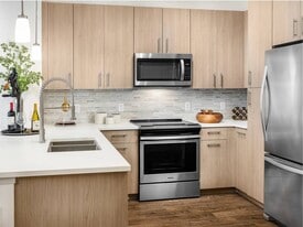 Tuscan Village in Salem, NH - Building Photo