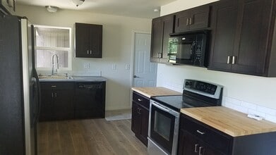 4224 W Chicago St in Rapid City, SD - Building Photo - Building Photo