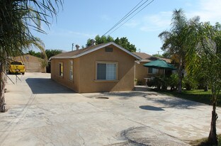 732 4th St in Fillmore, CA - Building Photo
