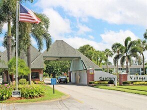 122 Farnham F in Deerfield Beach, FL - Foto de edificio - Building Photo