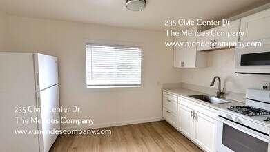 235 Civic Center Dr. in National City, CA - Building Photo - Building Photo