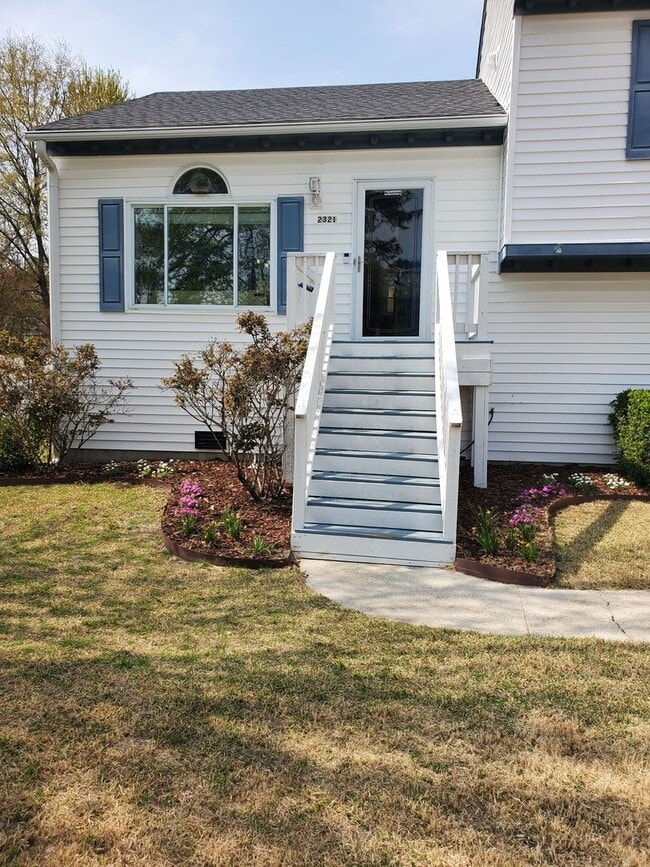 2321 Skipjack Ln in Chesapeake, VA - Building Photo - Building Photo