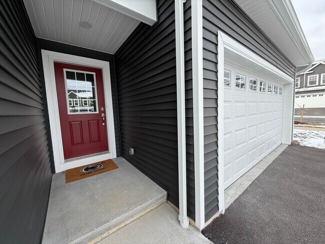 138 Dolomite Dr in Port Matilda, PA - Building Photo - Building Photo