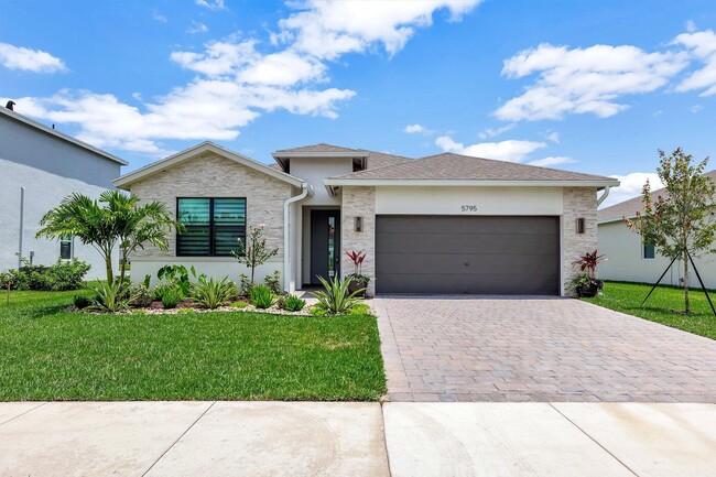 property at 5795 SE Sky Blue Cir