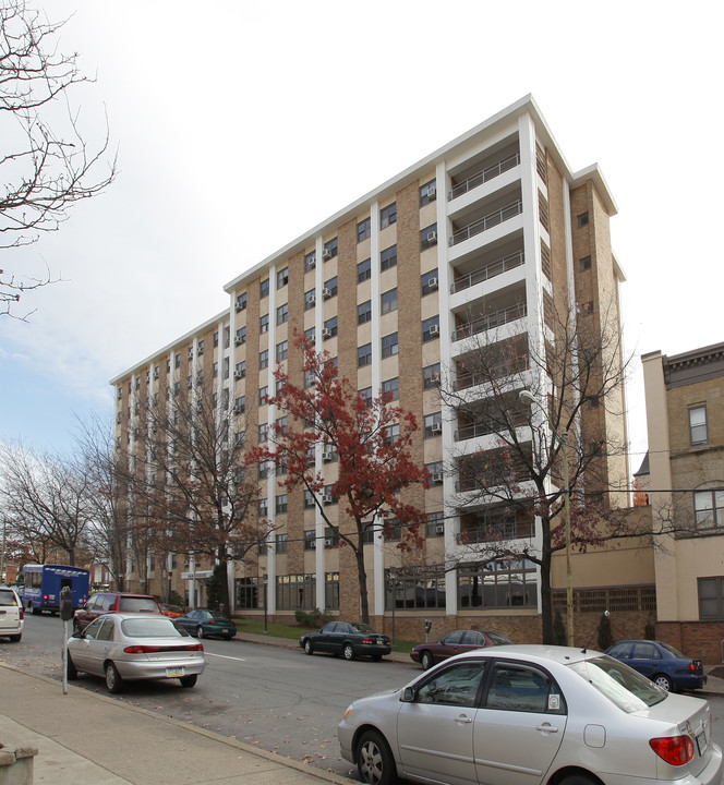 Adams High-Rise in Scranton, PA - Building Photo