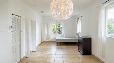 404 NE 27th St in Miami, FL - Building Photo - Building Photo