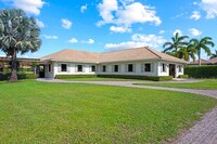 15590 Sea Mist Ln in Wellington, FL - Building Photo - Building Photo