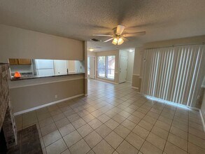 318 W William Cannon Dr in Austin, TX - Building Photo - Building Photo