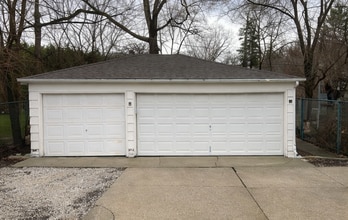 119 E North Ave in Elmhurst, IL - Foto de edificio - Building Photo