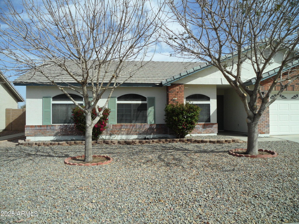 2193 S Tucana Ln in Gilbert, AZ - Building Photo