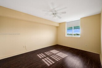 510 NW 84th Ave in Plantation, FL - Building Photo - Building Photo