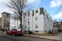 1263 Chapel St in New Haven, CT - Foto de edificio - Building Photo