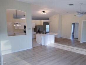 3522 SW 14th Pl in Cape Coral, FL - Building Photo - Building Photo