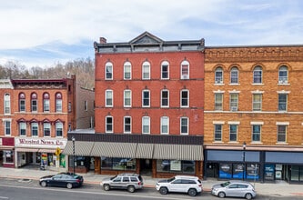 410 Main St in Winsted, CT - Building Photo - Building Photo